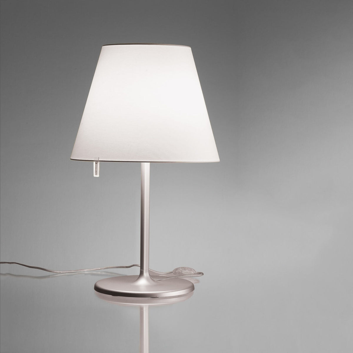 MELAMPO CLASSIC TABLE LAMP