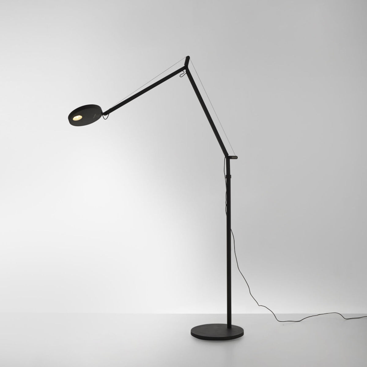 DEMETRA 3000K LED FLOOR LAMP, DEMF30K