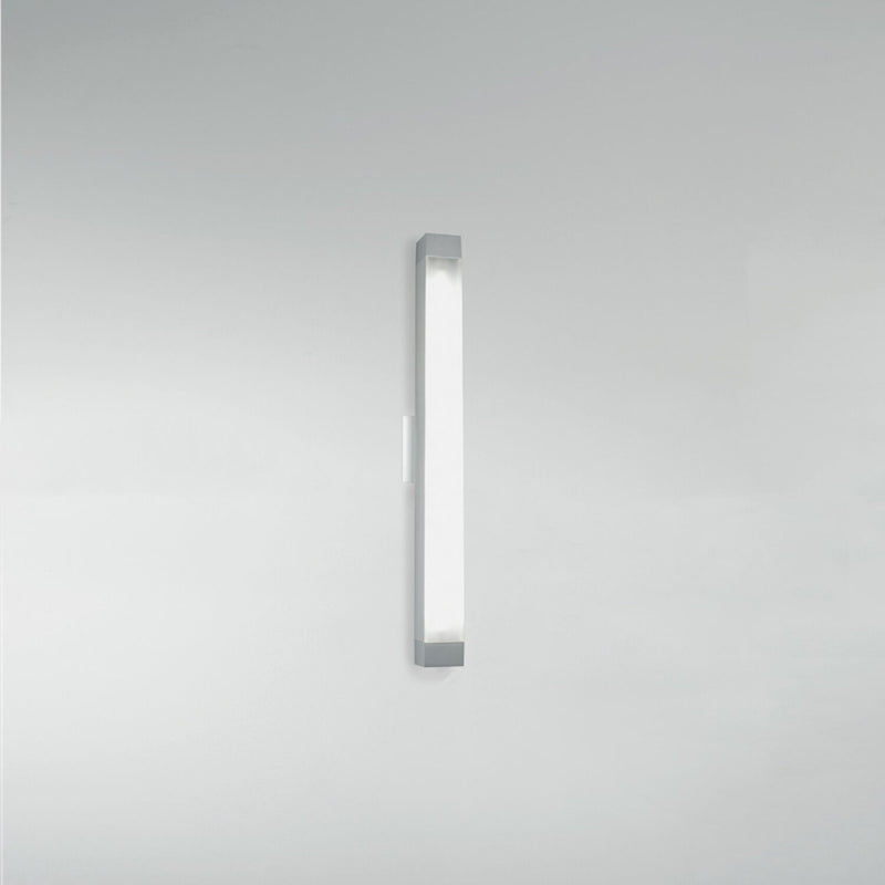 2.5 SQUARE STRIP 26-INCH LED WALL/CEILING LIGHT