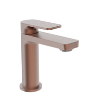 PETITE B04 SINGLE HOLE LAVATORY FAUCET