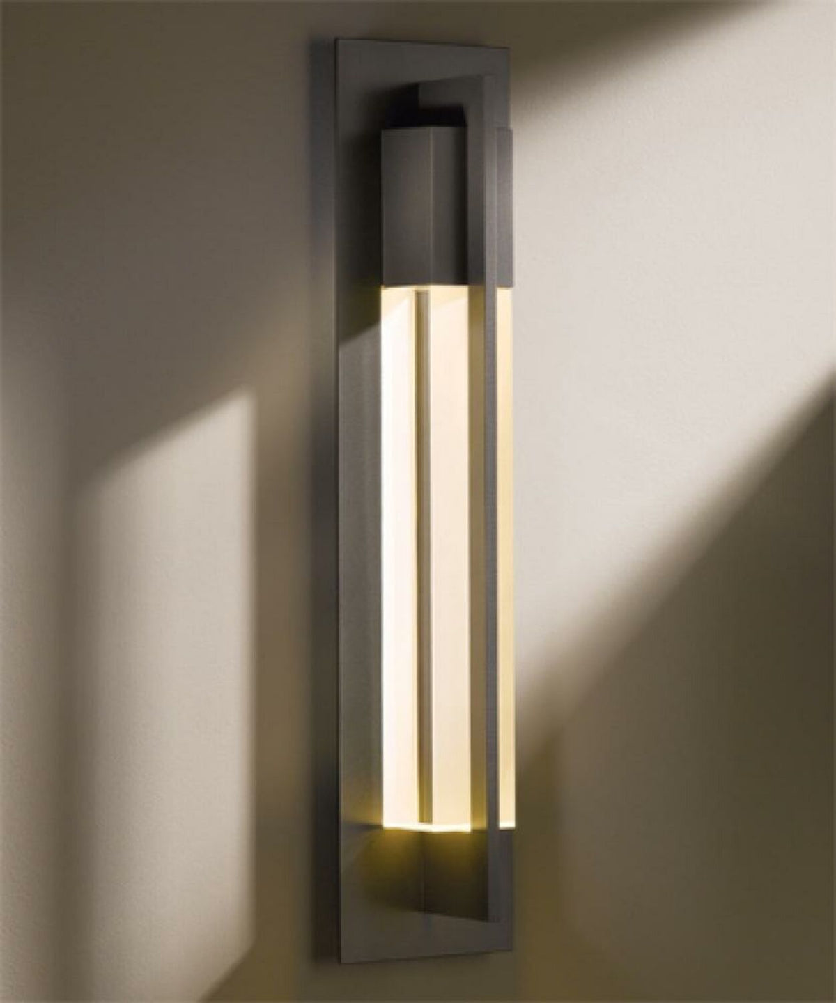 AXIS LARGE OUTDOOR SCONCE
