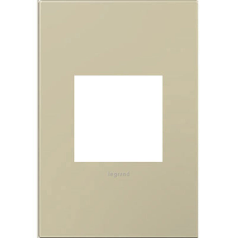 ADORNE 1-GANG PLASTIC WALL PLATE