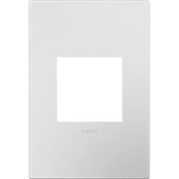 ADORNE 1-GANG PLASTIC WALL PLATE